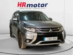 MITSUBISHI Outlander PHEV Kaiteki 4WD