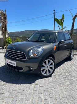 MINI Countryman D