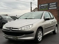 Peugeot 206 1,1 ess (60ch) (distribution neuve )