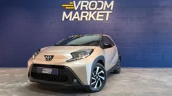 TOYOTA Aygo X 1.0 VVT-I 72ch Design - 2025 - 580 km - Caméra de recul - Car Play - Garantie Constructeur