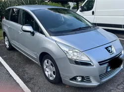 Peugeot 5008 BlueHDI