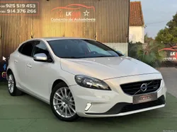 Volvo V40 1.6 Diesel ' R-Design '.   GARANTIA