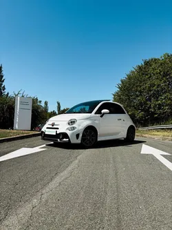 Abarth 595 - HISTORIQUE COMPLET - EXCELLENT ÉTAT