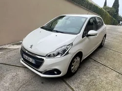 Peugeot 208 5 portes 1.2 cri 82ch