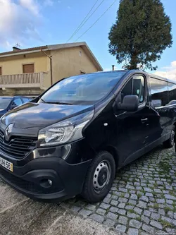 Renault Trafic 9 lugares