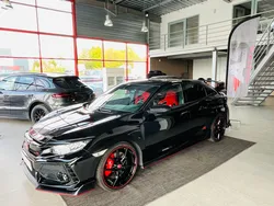Honda civic type r 320 gt numerote r-05963 differentiel a glissement gps camera apple carplay recaro park pilot regulateur limiteur full led echappement remus dans un etat proche du neuf