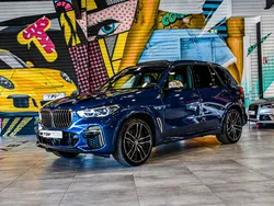 Bmw X5 M50i 4.4 V8 BI TURBO 530 CH LIVE COCKPIT PRO FEUX LAZER TOIT PANO SOFT CLOSE ACC HUD CAM 3D HIFI HK ATTELAGE ELECT – SEULEMENT 30 000 KM