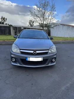 Opel Astra Gtc
