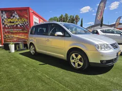 VW Touran 2.0 TDI Blue.Highline 7L