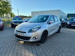 Renault grand scenic 3 Phase 2 1.6 DCI 131cv 7 place 292.000km 00/11/2011 Moteur à chaîne