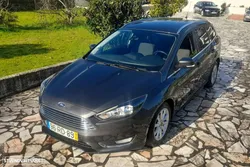 Ford Focus SW 1.0 SCTi Titanium