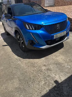 Peugeot e-2008 gt