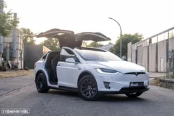 Tesla Model X 100 kWh Long Range AWD