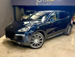 PORSCHE CAYENNE 3.0 L V6 262 ch