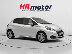PEUGEOT 208 1.2 PureTech Style 82