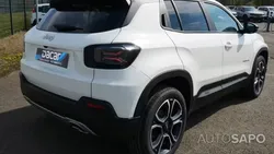 Jeep Avenger 54 kWh Summit de 2025