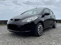 Mazda 2 Gasolina Impecável Motor de Corrente