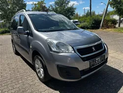 Peugeot Partner Tepee Active | 99 ch BVM Radar de recul Régulateur vitesse Bluetooth Vitres teintées