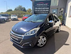 PEUGEOT 208 1.6 BlueHDi 75ch BVM5 Style