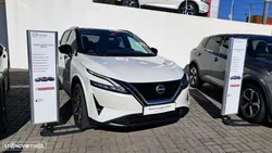 Nissan Qashqai 1.3 DIG-T N-Connecta LED+SKY