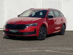 SKODA Octavia Combi 2.0 TDI 150 ch SCR DSG7 Sportline Attelage électrique + toit panoramique