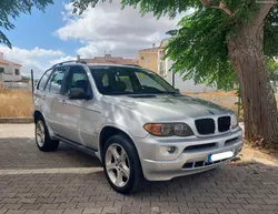 BMW X5 3.0 d 218cv