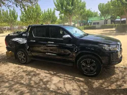 Toyota Hilux tracker
