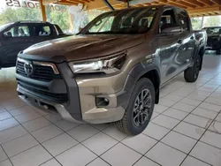 Toyota Hilux DOUBLE CABINE 2.8 D INVINCIBLE