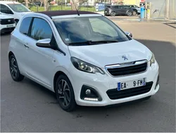 Peugeot 108 Allure Top 82 avec toit ouvrant - très propre