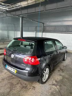 VW Golf Golf V 130Cv