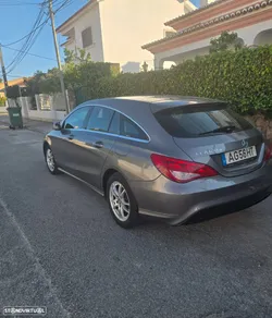 Mercedes-Benz CLA 180 d 7G-DCT Urban