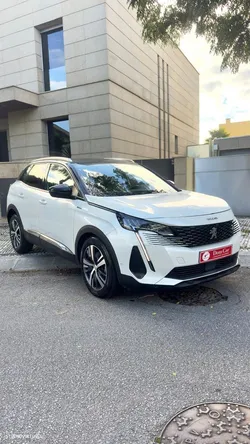 Peugeot 3008 Plug-In Hybrid 225 e-EAT8 Allure Pack