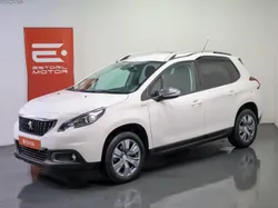 Peugeot 2008 1.2 PureTech Style