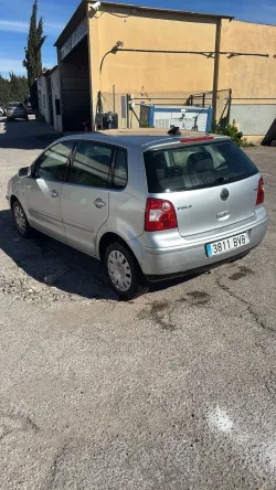 VOLKSWAGEN Polo 1.4 Trendline