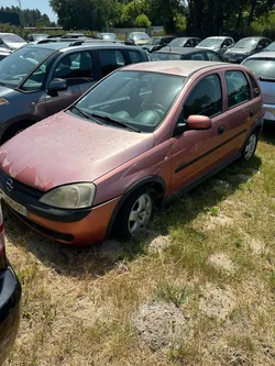 Opel corsa 1.7l dti 75 en l etat