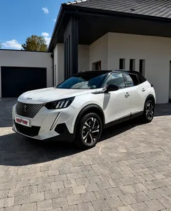PEUGEOT E-2008 136CH GT / Test SOH 94% / 1ère main / FR / Toit black diamond / Carplay / Sièges avants chauffants / Climatisation automatique / Garantie 12 mois / Batterie garantie 2031