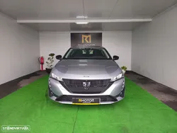 Peugeot 308 180 e-EAT8 GT