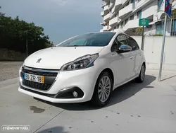 Peugeot 208 1.5 BlueHDi Signature