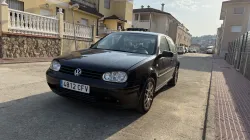 Volkswagen Golf 1.6 Highline 105