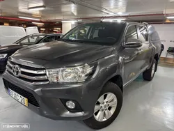 Toyota Hilux 2.4 D-4D 4WD CD Tracker