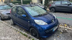 Peugeot 107 1.0 Trendy 2 Tronic