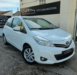 Toyota yaris tendance édition 1.0 vvt-i 70ch état irréprochable