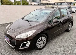 PEUGEOT 308 PHASES II 1.6 E-HDi 115CV BVA Active berline, diesel 5 cv, 5 portes, première mise en circulation le 25/07/2012, garantie : 3 mois