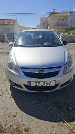 Opel Corsa 1.3 cdti com ac 5 lugares 180 mil km