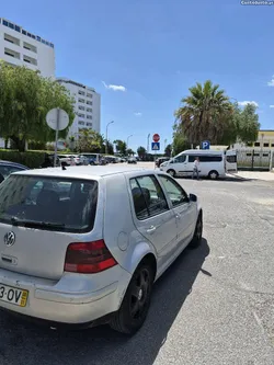 VW Golf 1.6