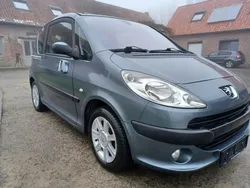 Peugeot 1007 1.4I 75ch DOCLCE/CLIM/DISTIBNEUVE/JA/GAR6M