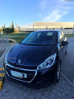 Peugeot 208 Gps