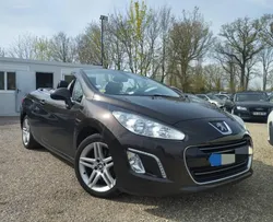 Peugeot 308 CC 2.0 HDi FAP Féline
