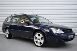Ford Mondeo 2.5 V6 GHIA AUTOMATIQUE - ATTELAGE SIÈGES CHAUFFANTS
