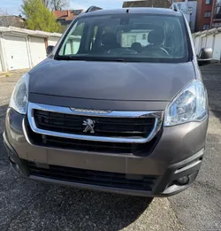 Peugeot Partner Tepee Blue HDI